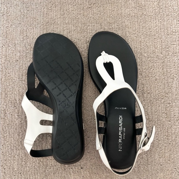 NR | Rapisadi Wedge Sandals - Picture 3 of 6